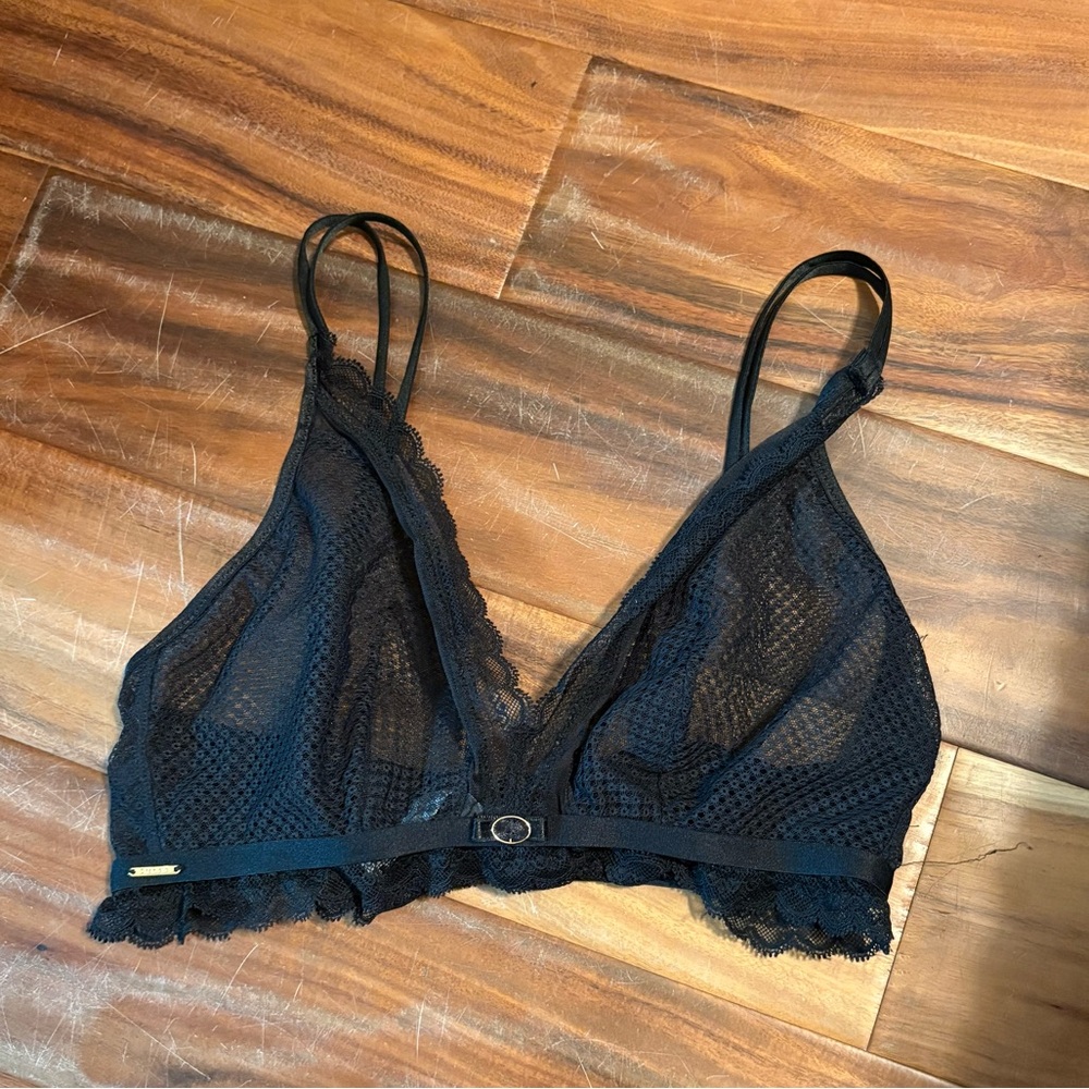 Chantelle Black‎ Lace Triangle Bralette Size L Sheer Scalloped Lace Bra (0676)